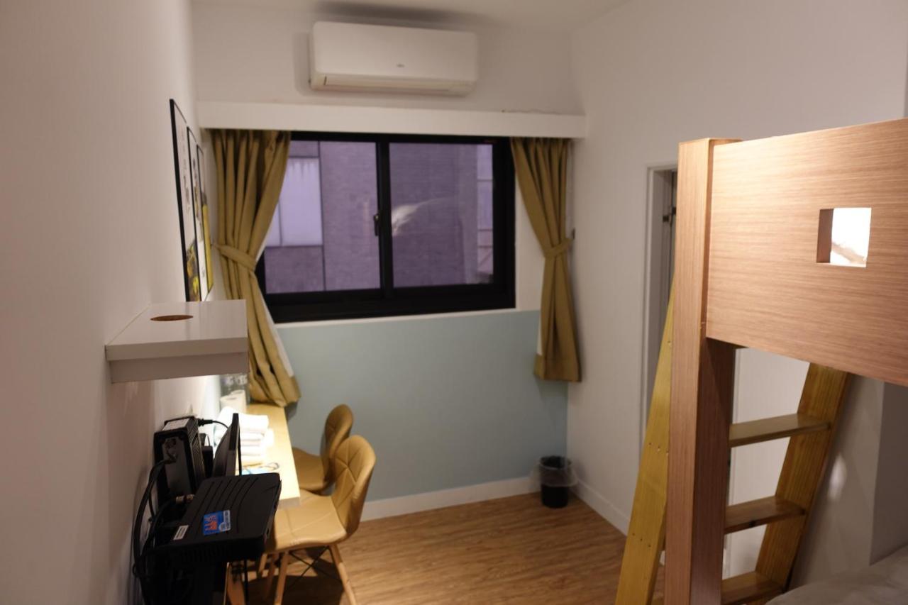 Small Island Homestay Tainan Exterior photo