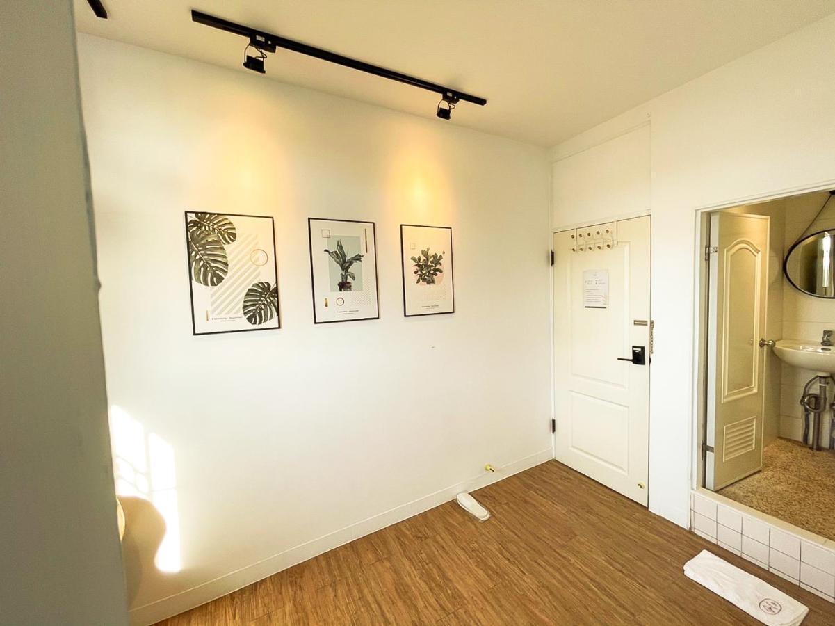 Small Island Homestay Tainan Exterior photo