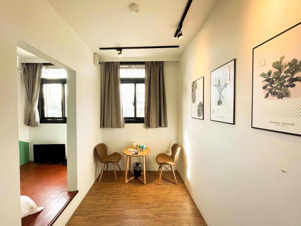 Small Island Homestay Tainan Exterior photo